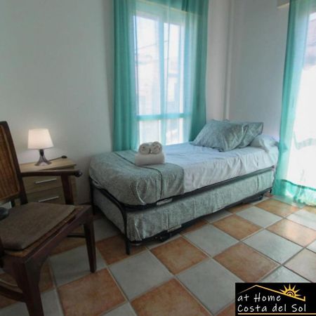 Apartamento En El Centro De Nerja By At Home Costa Del Sol Exterior photo